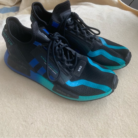 Adidas NMD R1 V2 aqua gradient 8.5 - Picture 3 of 6